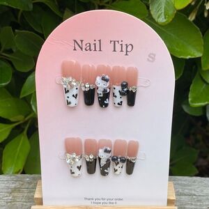 New Handmade Hello Kitty Nail 3D Art Set w/Black & White Accents Small